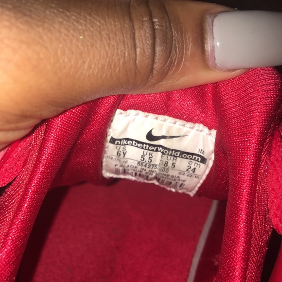 Red Huraches - Picture 4 of 4